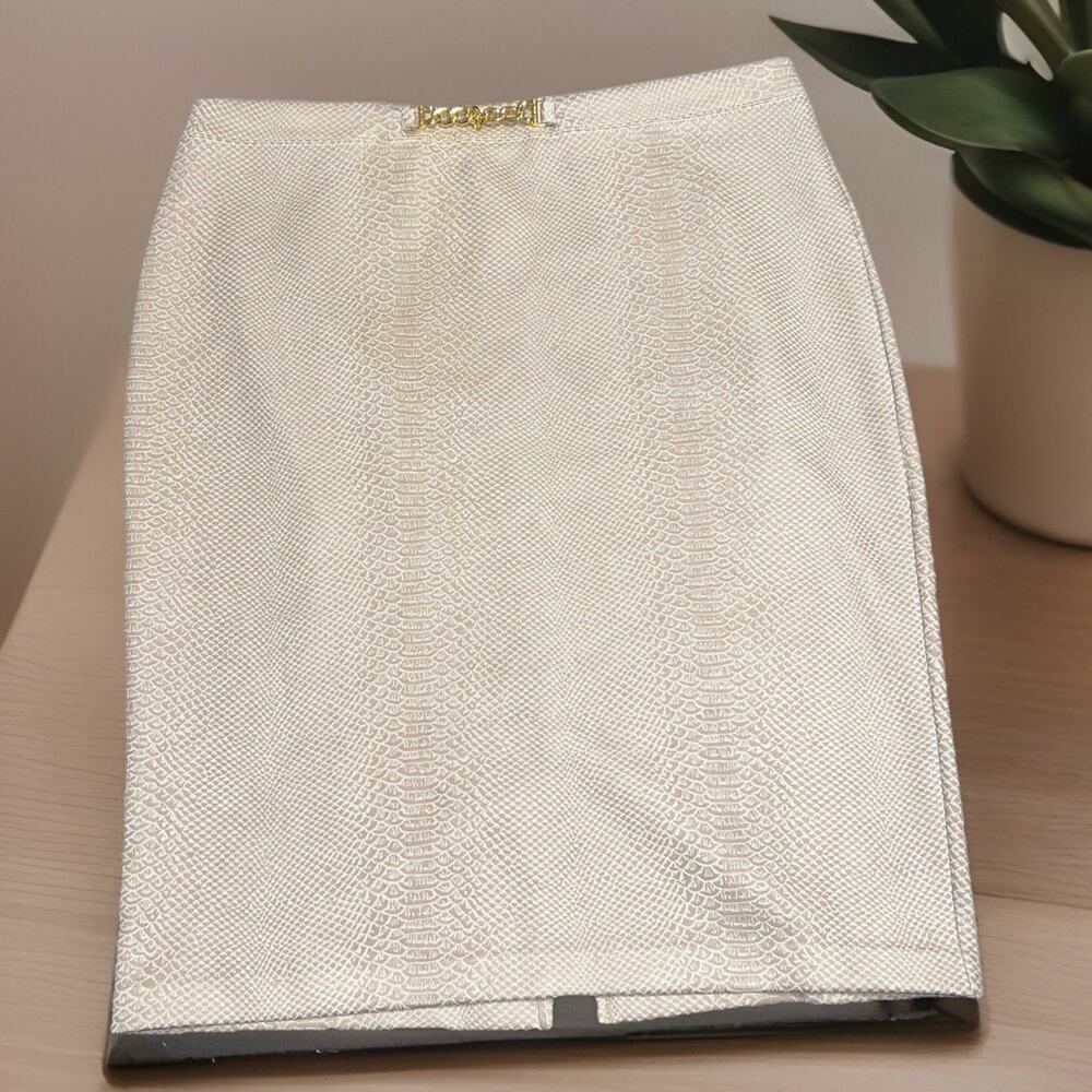 Marc New York Snakeskin Pencil Skirt Gold Chain Detail Beige XL Elegant Chic